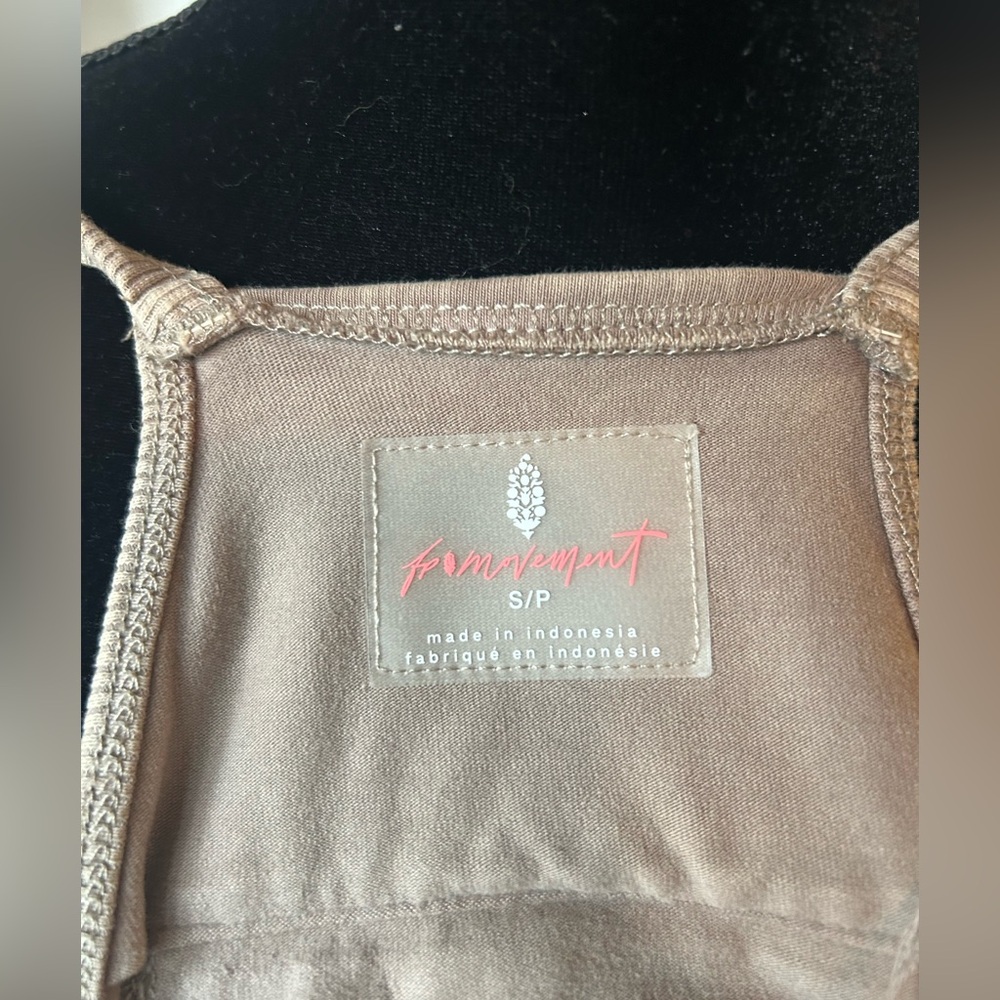 FP Movement Hot Shot Onesie- Size Small - Picture 4 of 7
